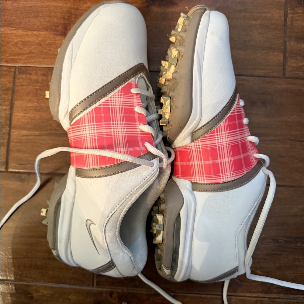 Women’s Nike Air Golf Shoes